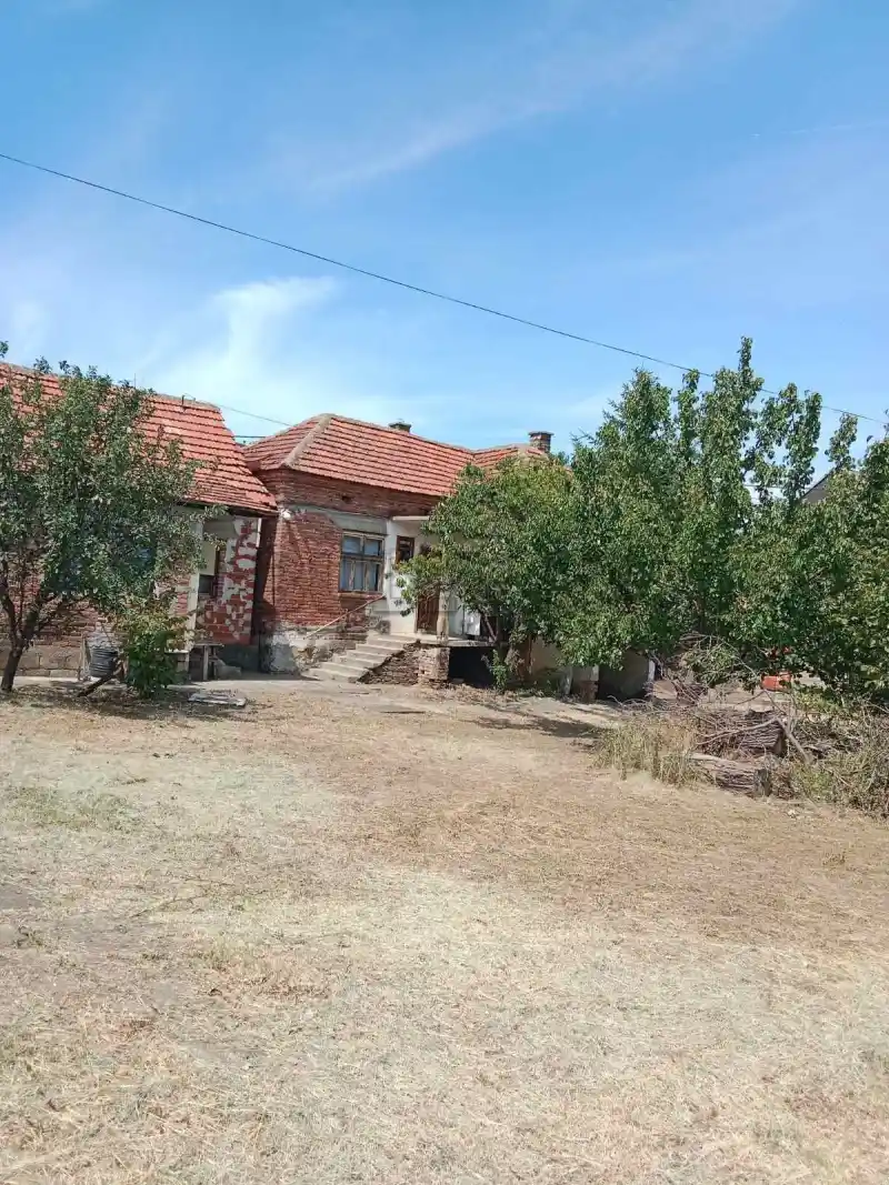 Više od tri spavaće sobe kuća, Merošina, Merošina, Gradište