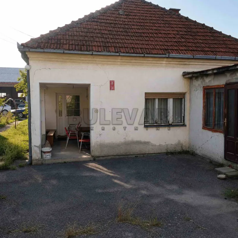 Trosoban kuća, Erdeč, Kragujevac