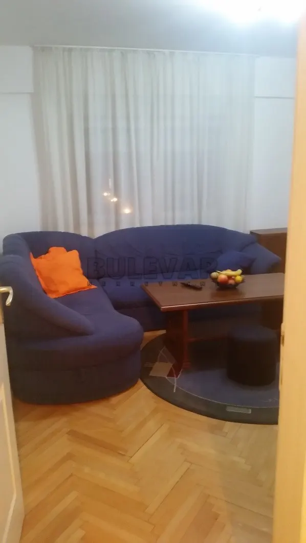 Dvosoban stan, Centar, Niš