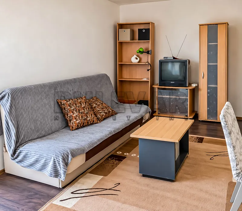 Garsonjera - Studio stan, Centar, Niš, Генерала Милојка Лешјанина