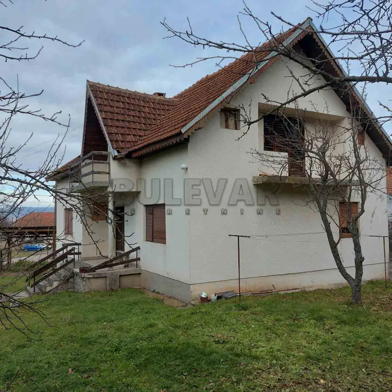 Više od tri spavaće sobe kuća, Soko banja, Sokobanja