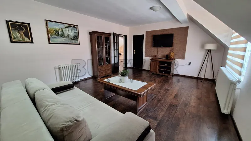 Više od tri spavaće sobe poslovni prostor, Centar, Niš
